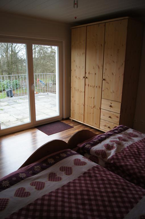 Ferienwohnung Bergisch Land Вермелскирхен Стая снимка